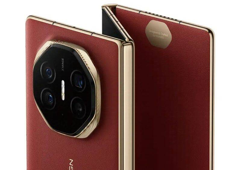 华为三折叠手机预订量破200万 黄牛炒至近6万且仍有涨价趋势