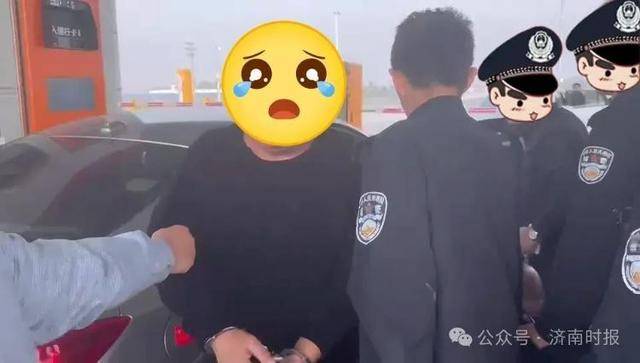 凌晨，王某在济南一洗浴中心门口被抓