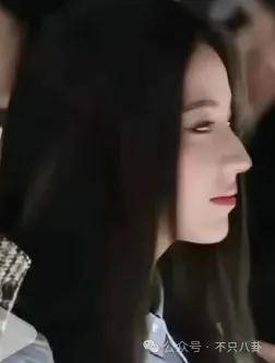 前几年还被嘲长得土,如今逆袭成大美女了?!