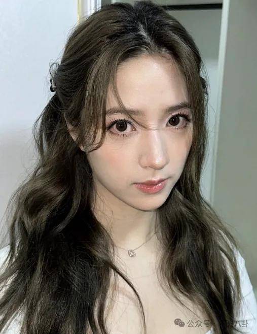 前几年还被嘲长得土,如今逆袭成大美女了?!