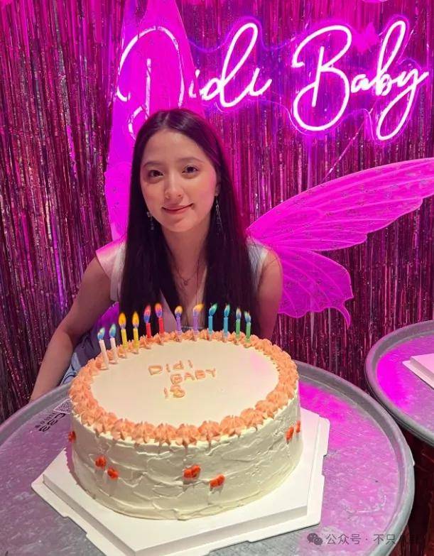 前几年还被嘲长得土,如今逆袭成大美女了?!