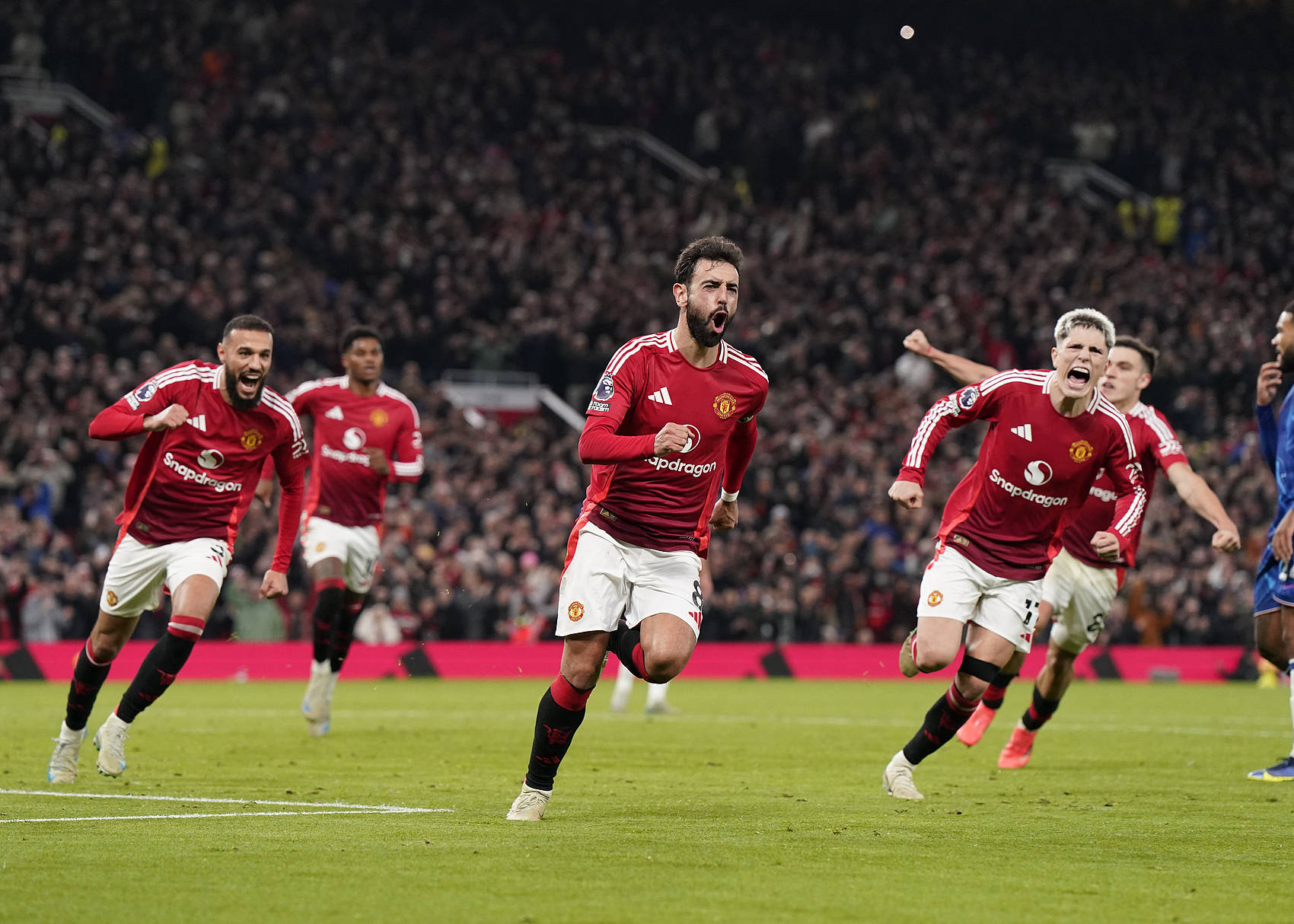 观战台:皇马恶战米兰+枪手火拼国米 利物浦冲击四连胜