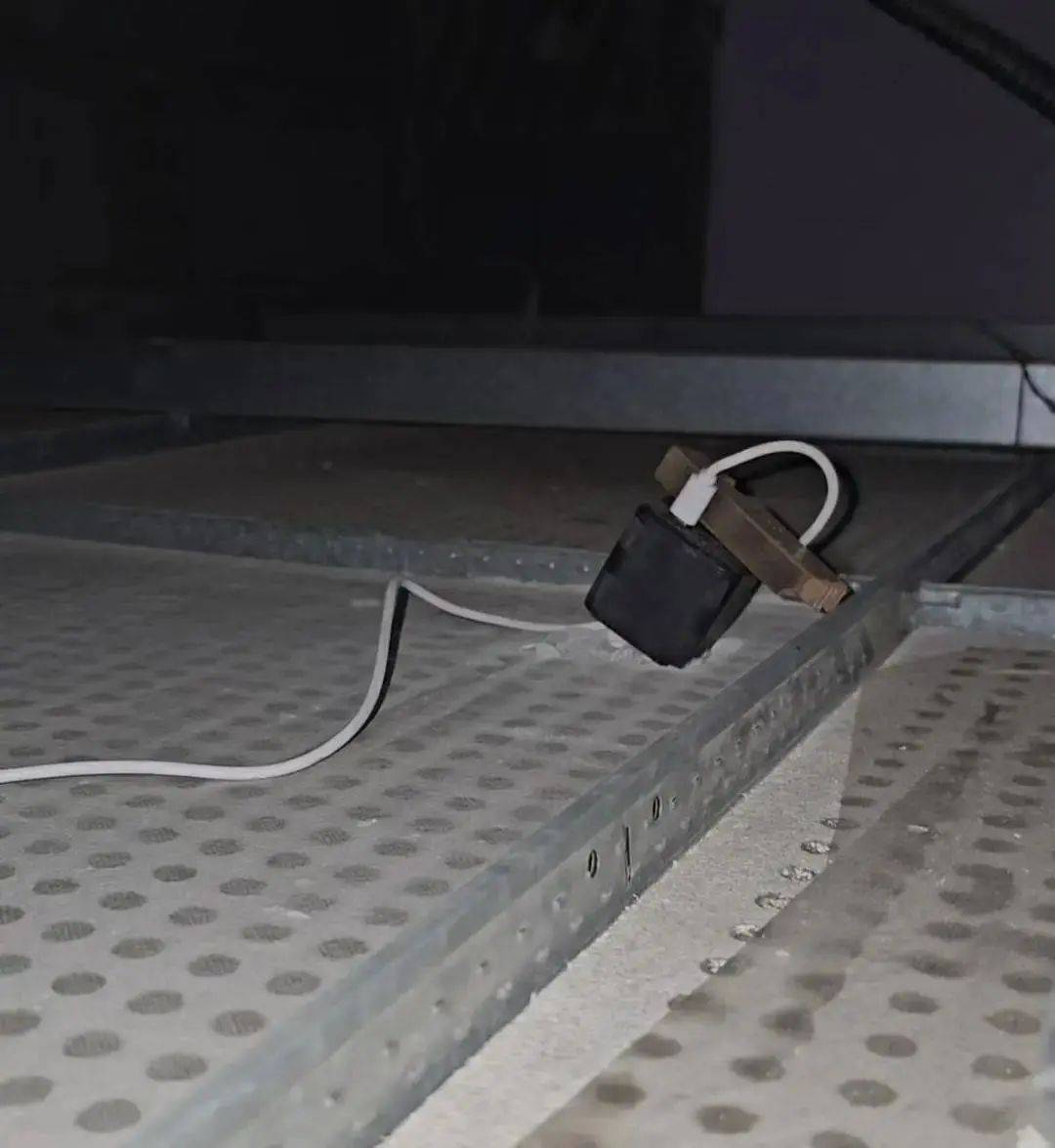 医院更衣室暗藏针孔摄像头!隐私如何守护