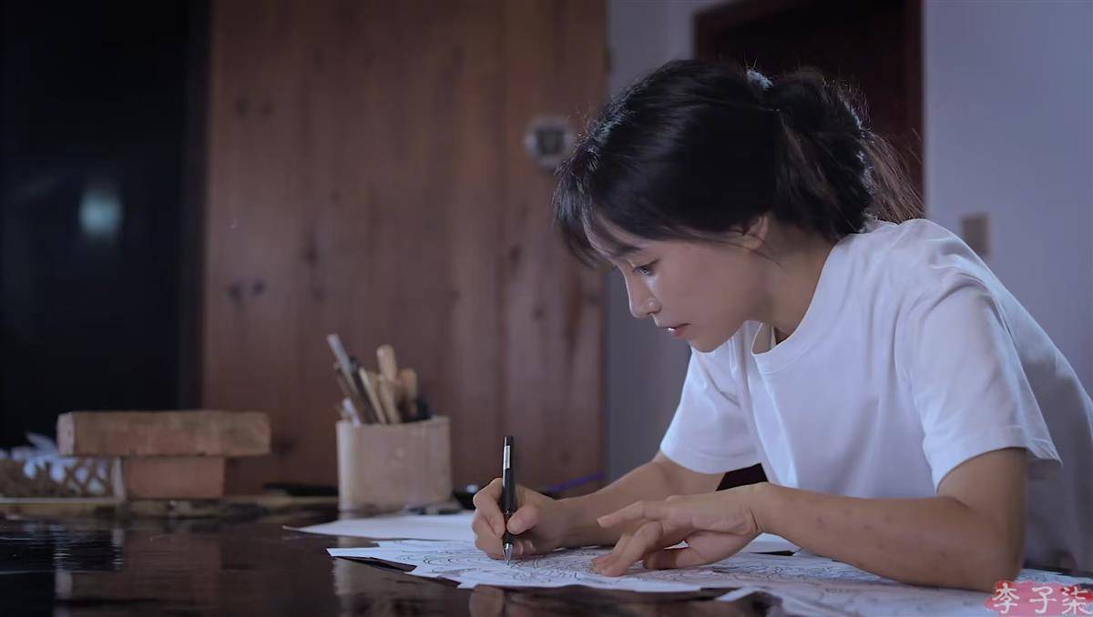 李子柒回归!时隔3年再次更新视频