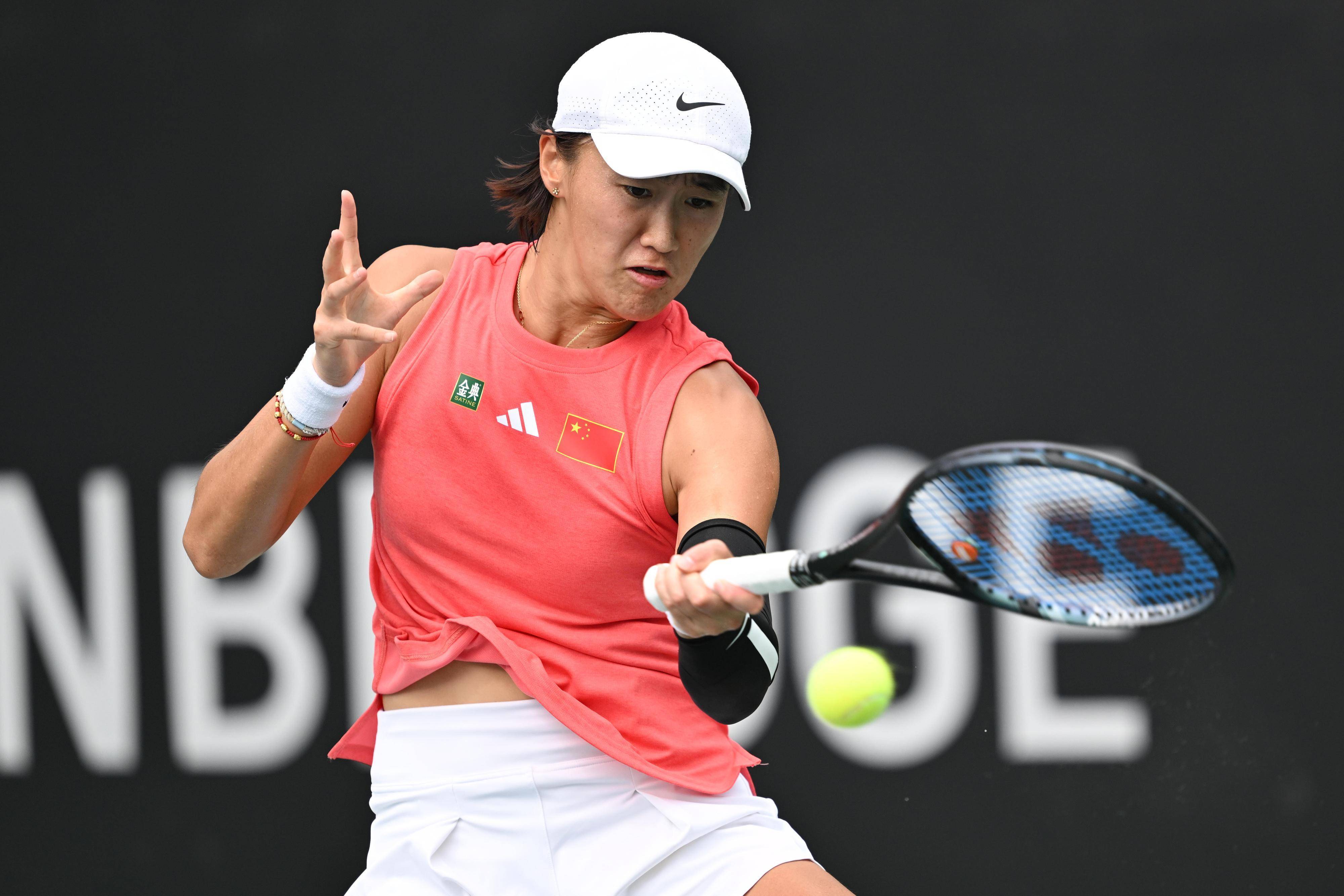 中国队3比2险胜比利时队,晋级明年比利·简·金杯世界组资格赛