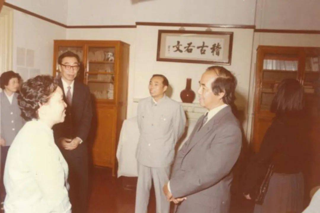 李政道骨灰今天归葬苏州东山,与挚爱夫人永相伴!