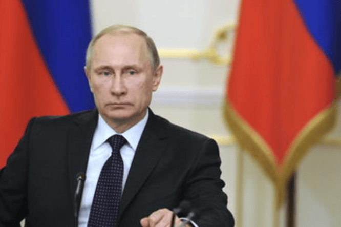 扛不住了?俄军官宣重大战果,乌军精锐受到重创,普京透露重磅武器