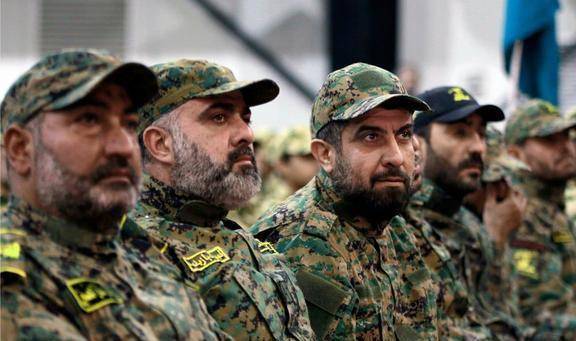 绝杀叙叛军敢死队!苏34空投大量钢珠雨,现场战斗画面公开