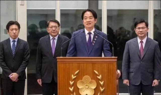 赖清德返台,解放军15艘舰船环绕台海,4枚空飘气球升空侦查