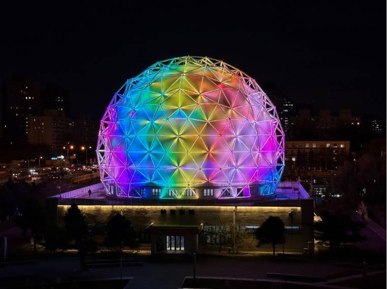 北京三环边上的白色大“圆球”,变身啦!