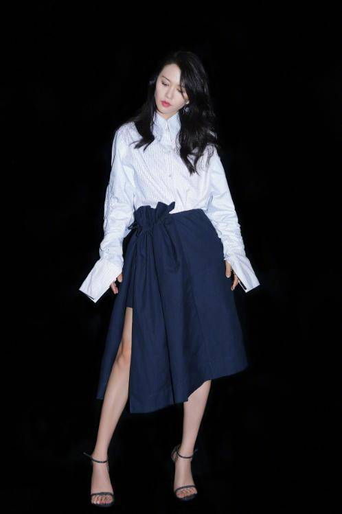 原来是他娶了谭维维！被称为“不老男神”，曾在海拔5600米上求婚