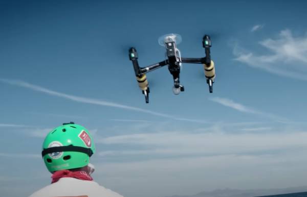 美国科学家震惊：封杀中国无人机，“简直是疯了！”