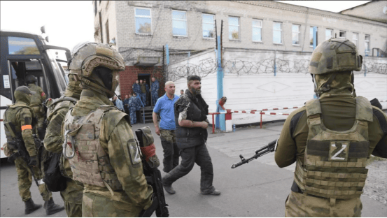 涉嫌杀害俄军方司令嫌疑人被抓,乌克兰破获大规模间谍网