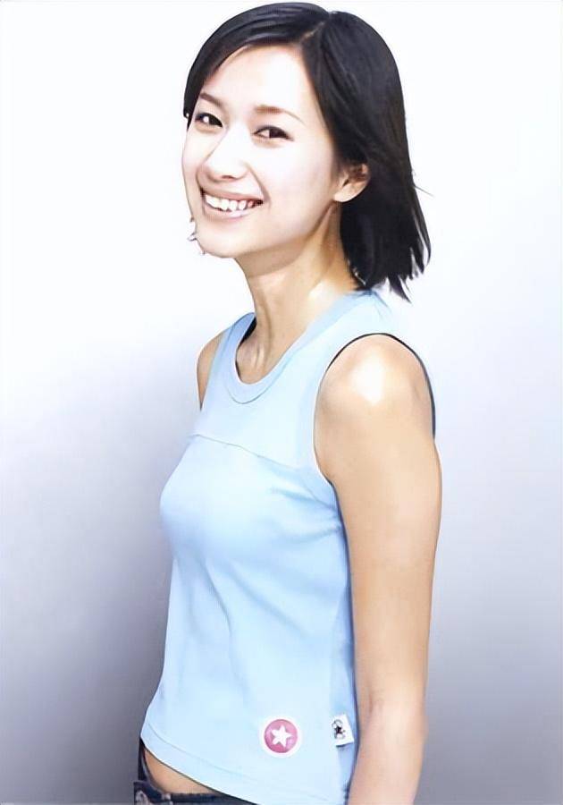 万万没想到,“丁克”了半辈子的徐静蕾,如今却成了人生赢家