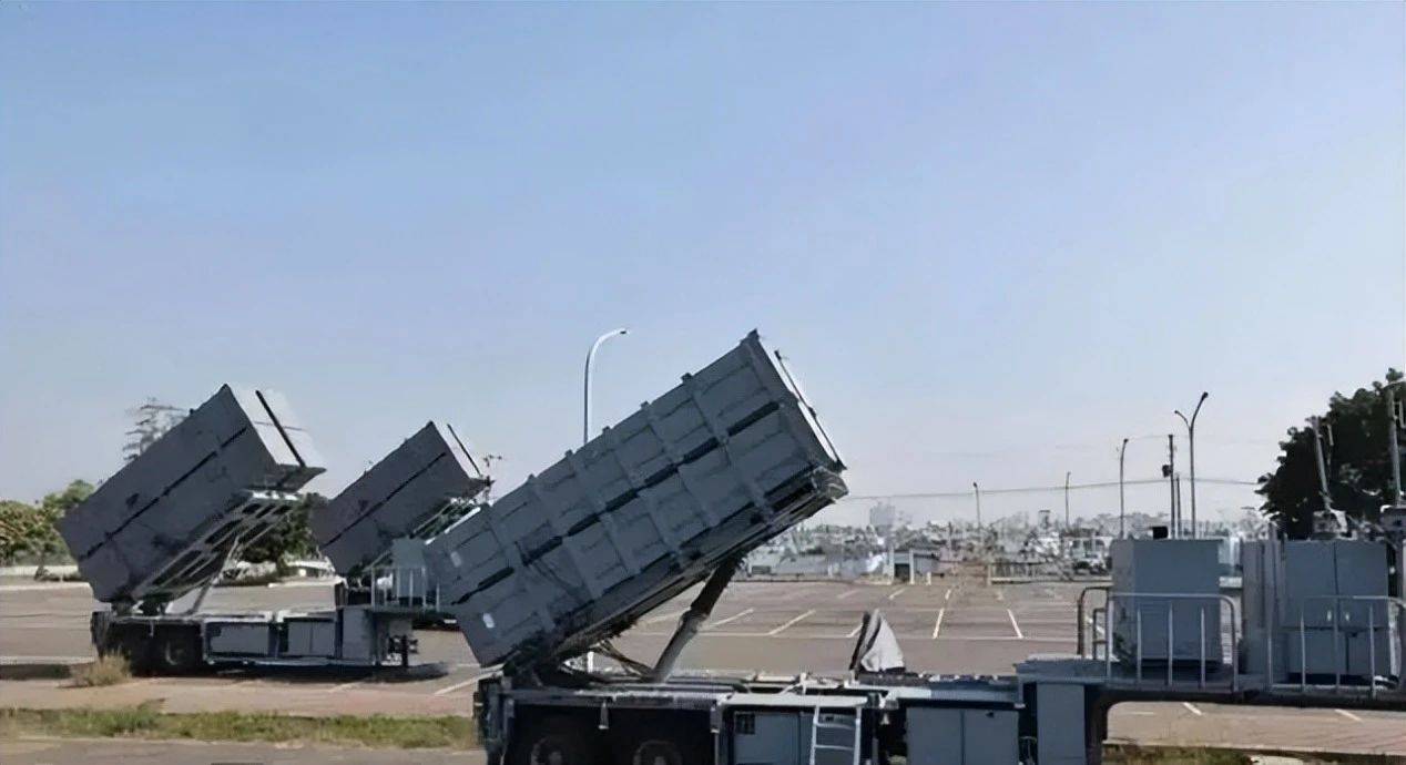 台媒:“变天了”!解放军兵力前所未有?事情要比想象中严重得多