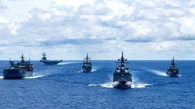 打得一拳开,免得百拳来!轰6冲入黄岩岛,南部战区设下天罗地网