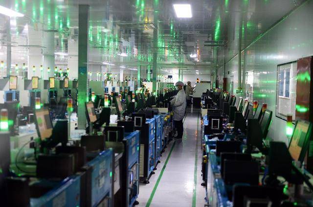 距下台不足一月，拜登对华开“最后一枪”，美商务部长说了四个字