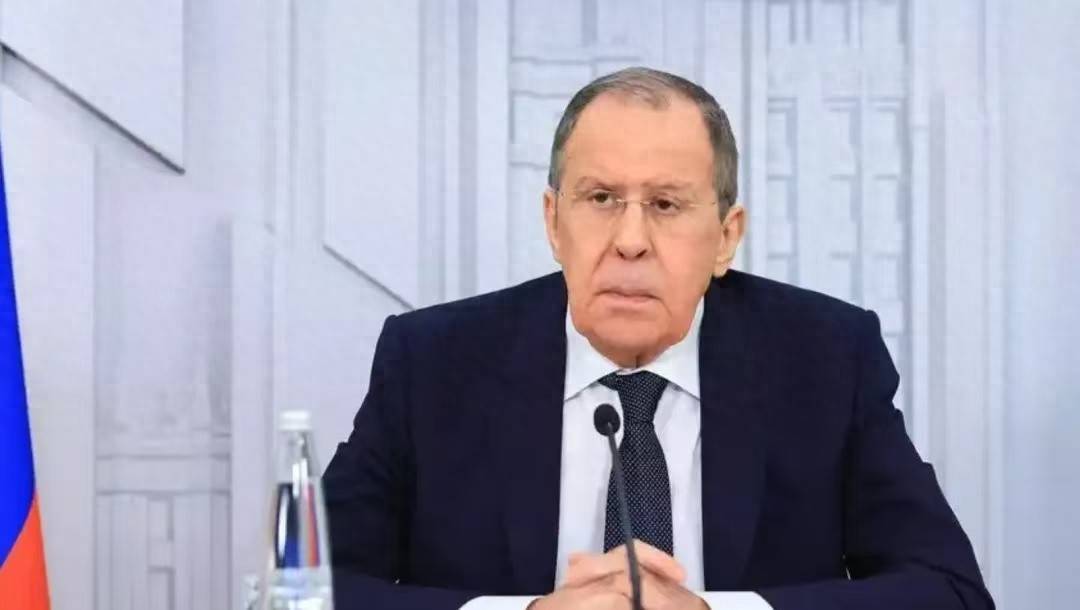 俄划下红线,特朗普意外支持乌克兰入约!政治悬疑剧上演,中国角色成关键