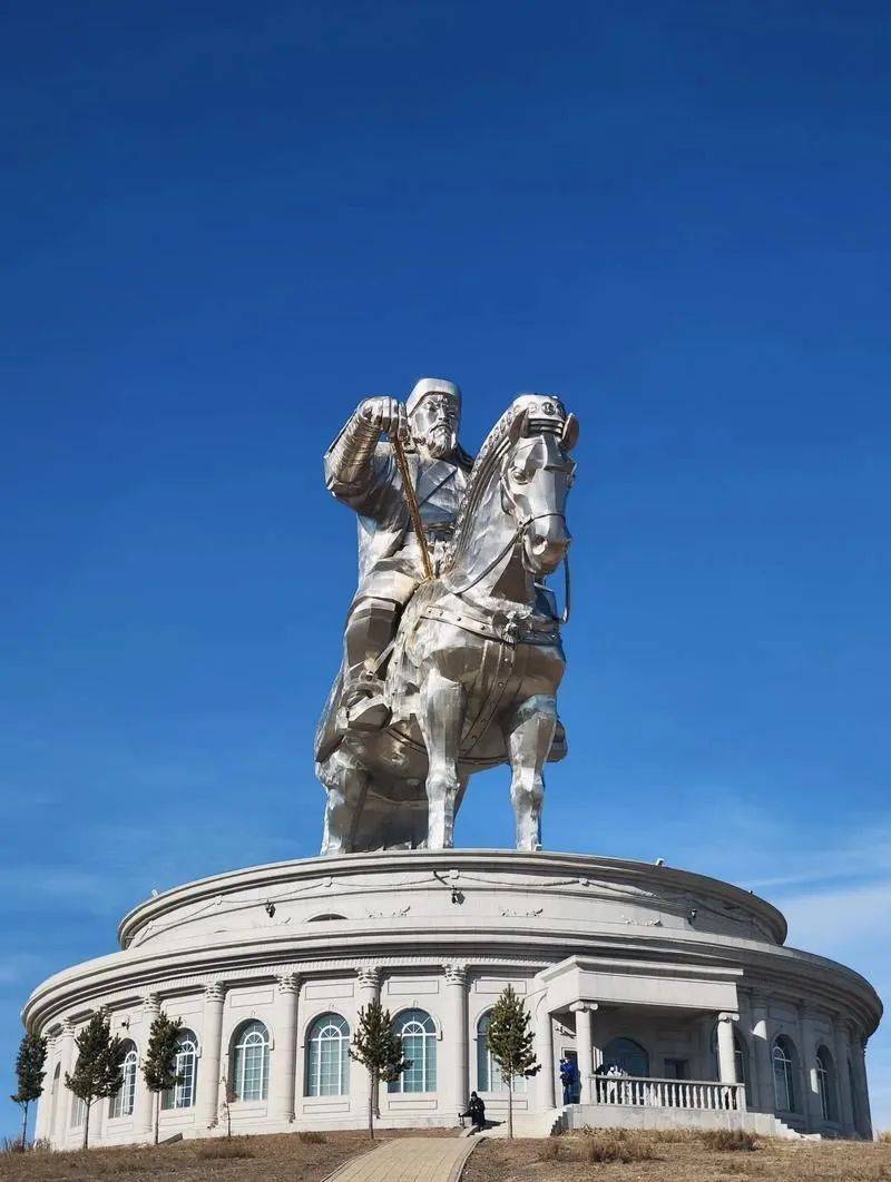 绕过中国，也要把资源运到印度？中俄大后方突变，蒙古国想摆脱中俄？