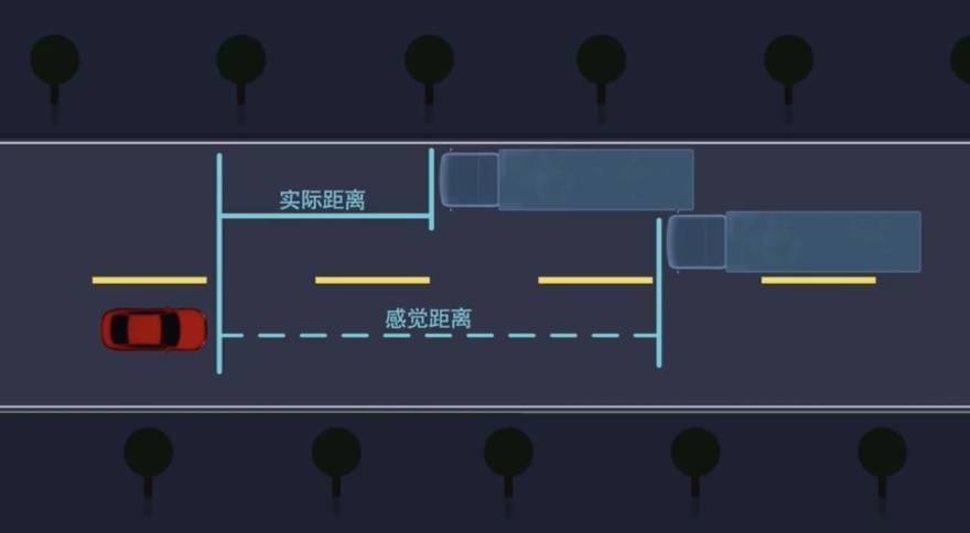 “水已经到胸口了!”事发上海深夜,一小轿车冲进河道!紧急救援→