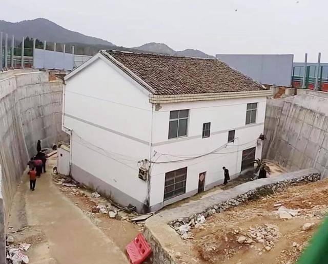 江西被高速绕行“最强钉子户”:为何政府花大钱改道,也不肯妥协?