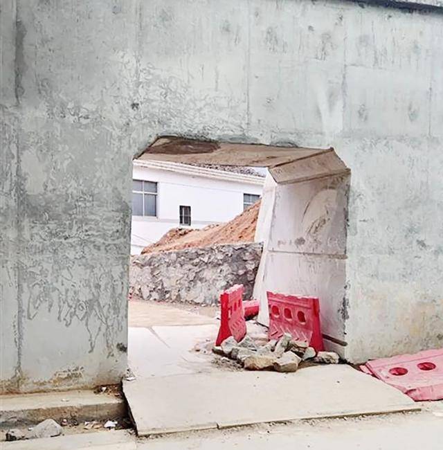 江西被高速绕行“最强钉子户”:为何政府花大钱改道,也不肯妥协?