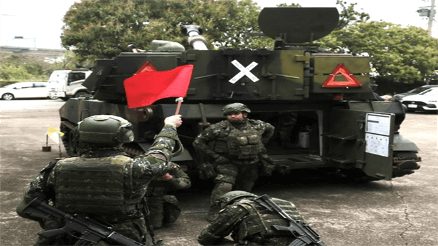 硝烟味弥漫！台退将：不到1分钟，解放军战机就能飞到头顶