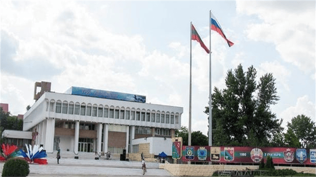 第二战场出现了？乌克兰重兵逼近，誓要拿下欧洲最大军火库