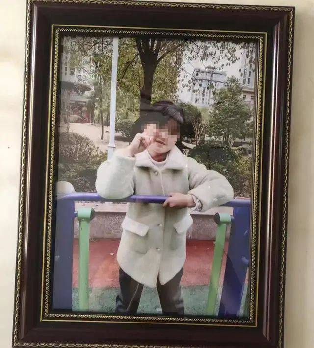 10岁女孩感冒高烧40.7℃，抢救10多小时不幸去世，诊断为7种疾病，家人申请医疗过错责任鉴定