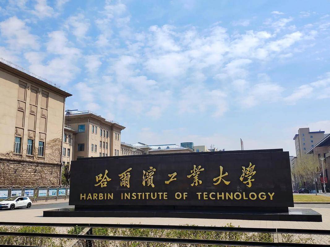 清华突破EUV光源是厉害，但离商用还远，听说哈工大也搞出了13.5纳米的EUV光源，希望能早点量产