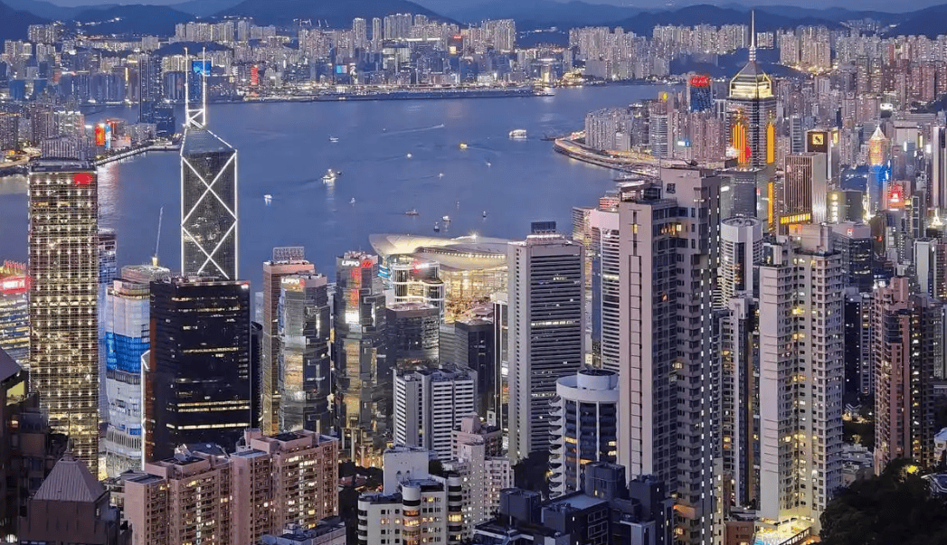 谈判失败，24小时中方3次掀桌子，美怎么也没料到，重拳还在后面