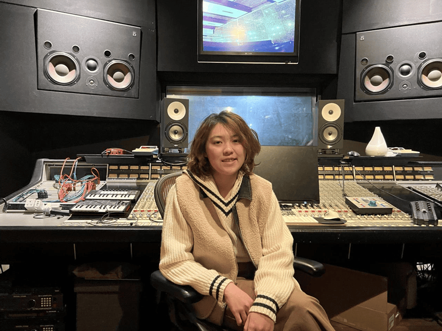 旅美青年钢琴家廖偲婕再任监制 致敬许冠杰《新的开始》 !