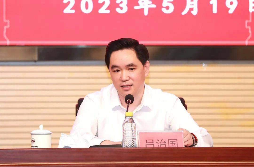 曾从教育部空降海南的吕治国,已执掌全国唯一的热带海洋大学