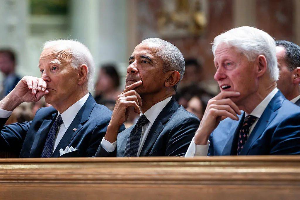 打破常规！克林顿、奥巴马、拜登接连发声