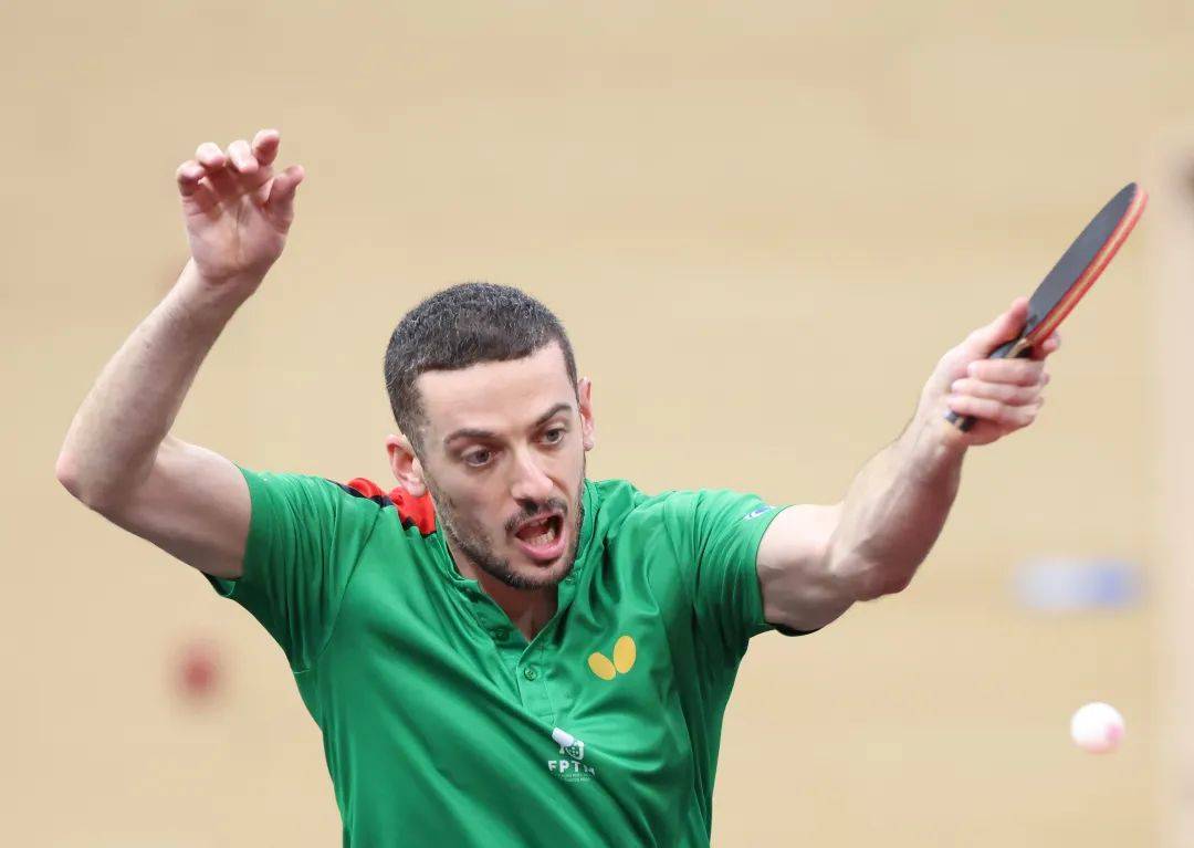 王楚钦、梁靖崑、王艺迪、陈幸同、石洵瑶率先晋级16强 | 多哈世乒赛单打