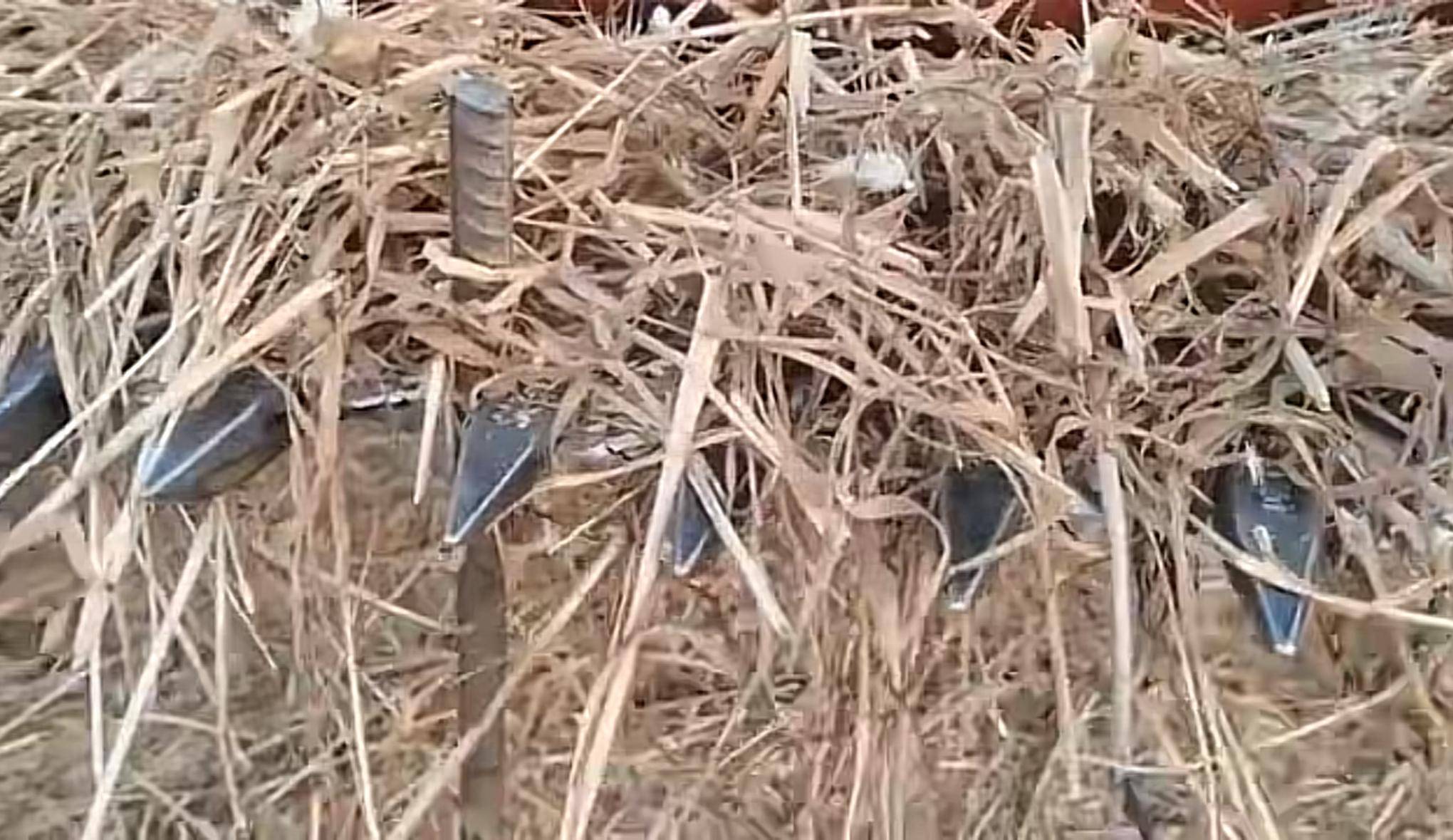 河北邯郸一处麦田被投放金属尖锐物致收割机受损！警方已立案