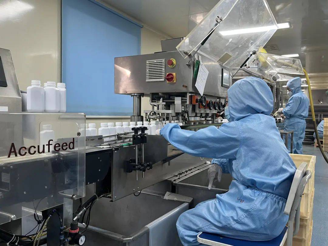 默茨还未登机访华，中方强化管控，除了稀土外，还有一张王牌没用