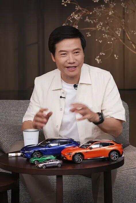 雷军：小米汽车目前国内排队的人实在太多 2027年才会考虑出口