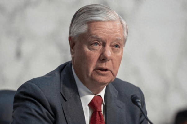 终于等到中方的邀请函，特朗普不知道珍惜，还想再对中国出手