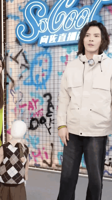 娱乐圈星二代护母太感人:甜馨力挺李小璐谢振轩内涵王菲只为保护张柏芝!