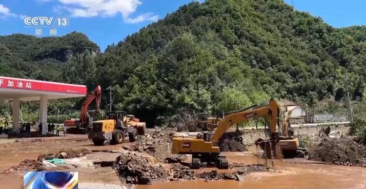 70个小时 河北兴隆抢通三个失联村的“生命通道”