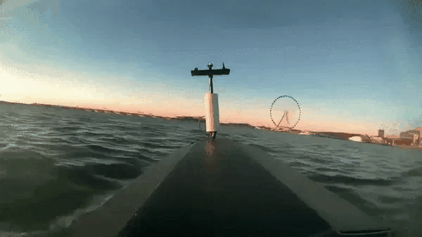 美媒爆料：055大驱“南昌”舰遭到美国无人艇跟踪监视！