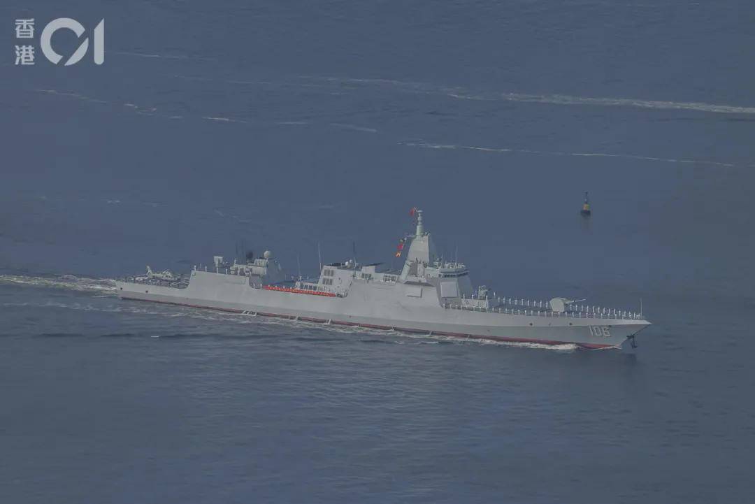 美媒爆料：055大驱“南昌”舰遭到美国无人艇跟踪监视！