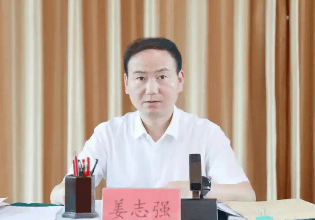 县长主动投案后，两任县委书记相继落马！另有多名县委书记被查处