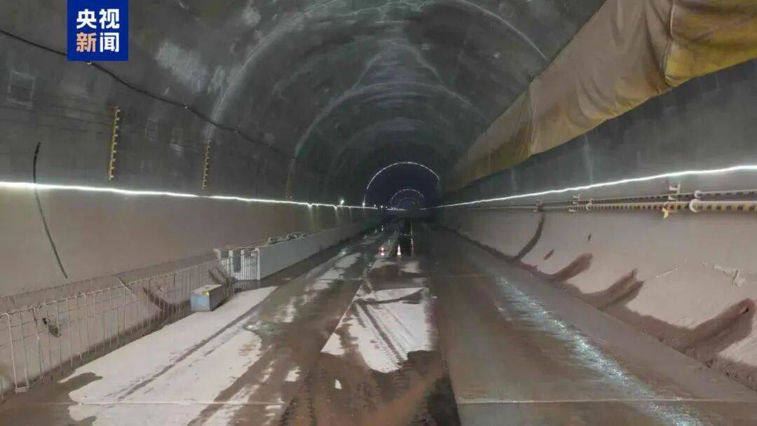 重庆️万州,1小时飙拢!渝万高铁关键节点打通→