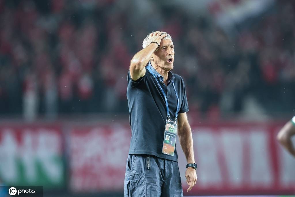 国安官方:塞蒂恩不再担任球队主教练 董事会接受其辞呈 国安官方:塞蒂恩不再担任球队主教练 董事会接受其辞呈